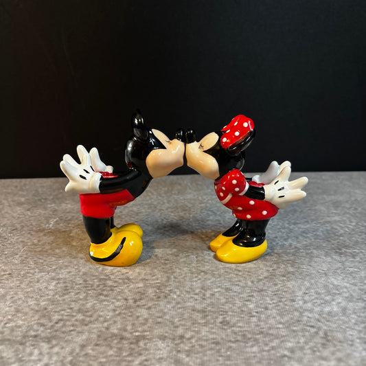 Disney's Mickey & Minnie Mouse Magnetic Kissing Salt & Pepper Shakers