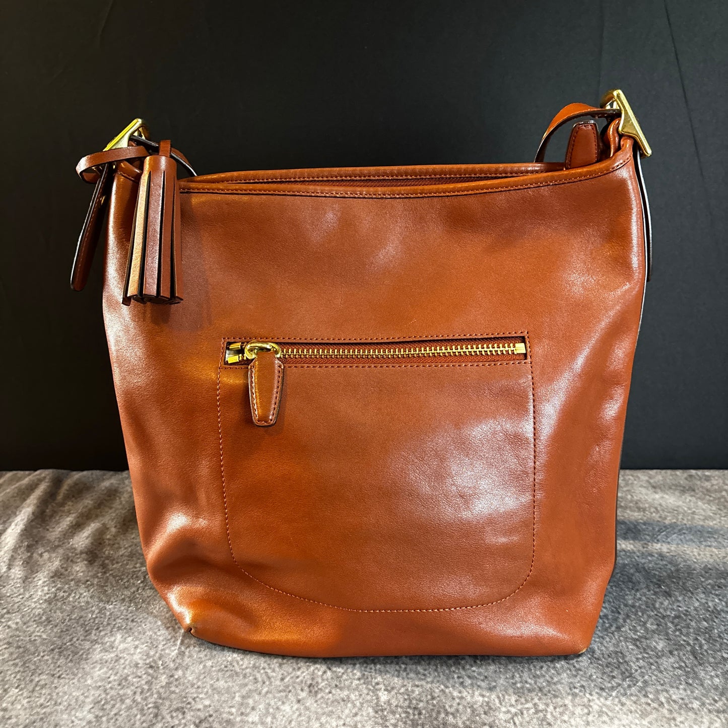 COACH legacy large duffle bag in cognac Tassel Brown Shoulder Strap Adjustable