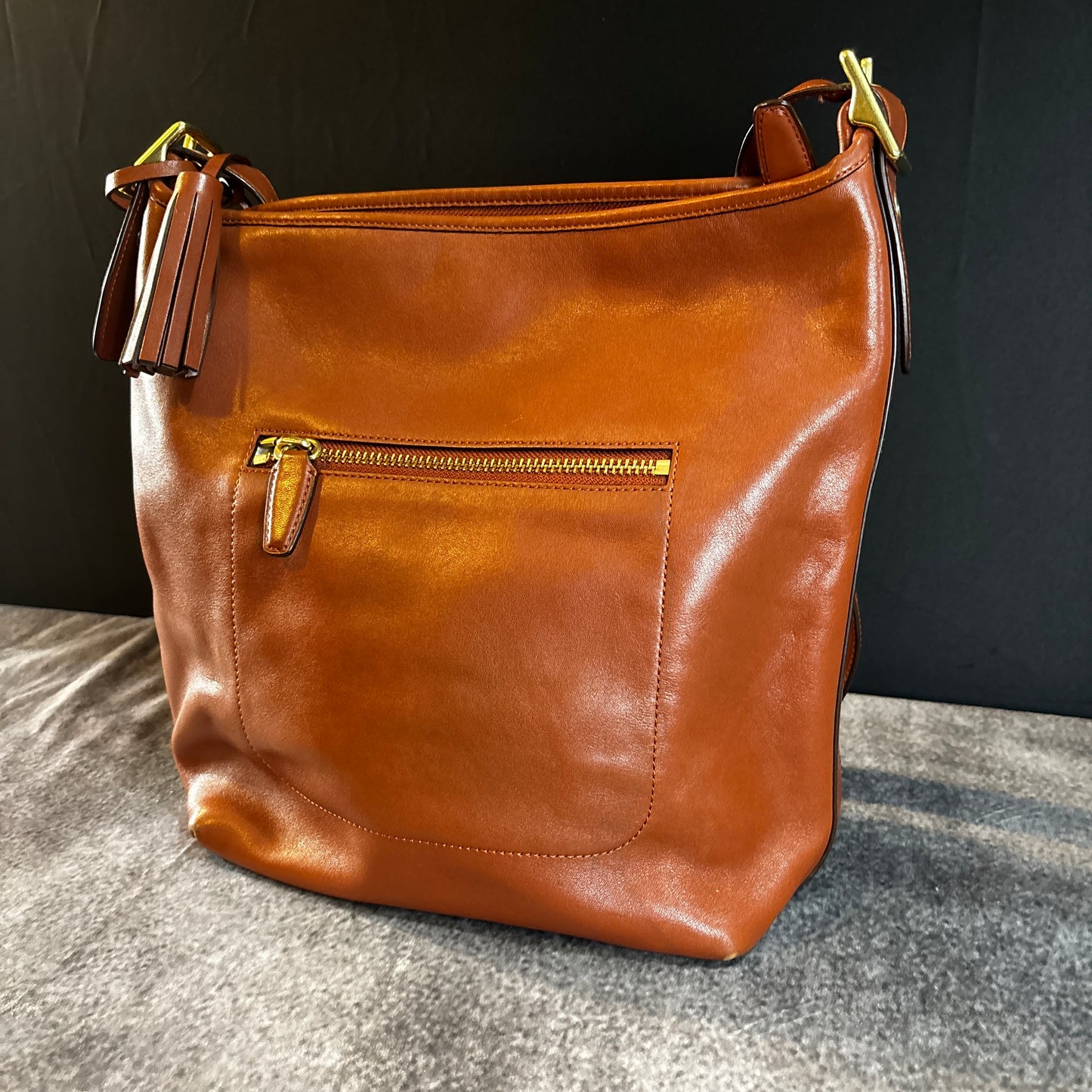 COACH legacy large duffle bag in cognac Tassel Brown Shoulder Strap Adjustable